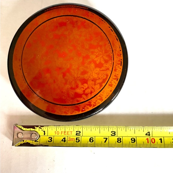 Asian inspired glossy trinket jewelry box with lid - Picture 8 of 9